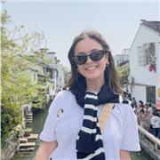 Studentessa universitaria con esperienza offre lezioni online di inglese, francese, spagnolo, cinese e molto altro! Sono disponibile anche per aiuto compiti